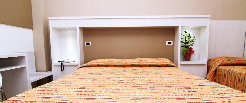 Hotel President Vasto Luaran gambar