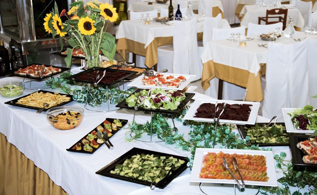 Hotel President Vasto Luaran gambar